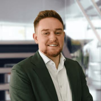 Photo of Chandler Bowen